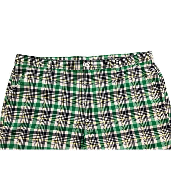 IZOD Golf Men's Multicolor Plaid Casual Golf Shorts w/ Pockets | Size 42 - Picture 3 of 9